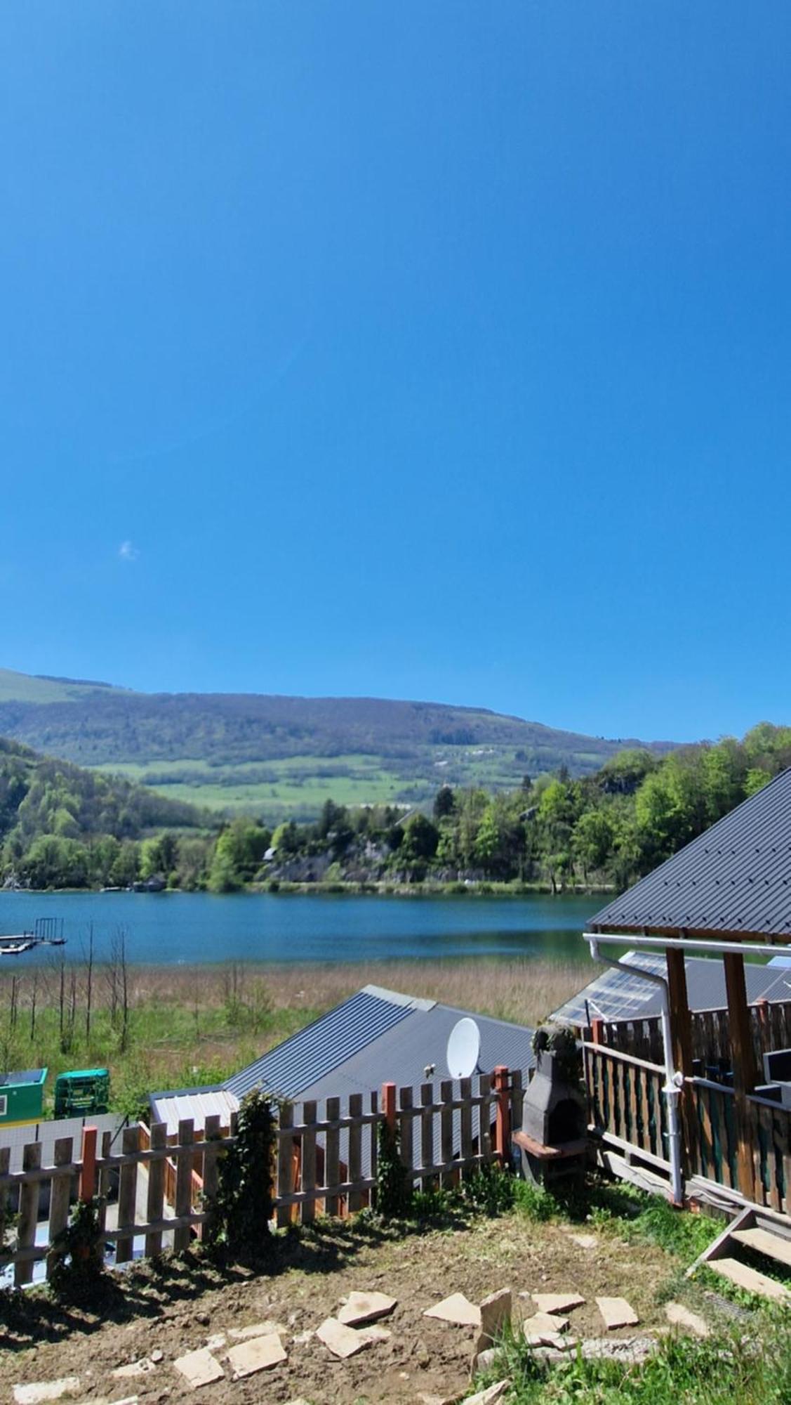 Chalet Bord De Lac Avec Piscine N2E Laffrey Buitenkant foto